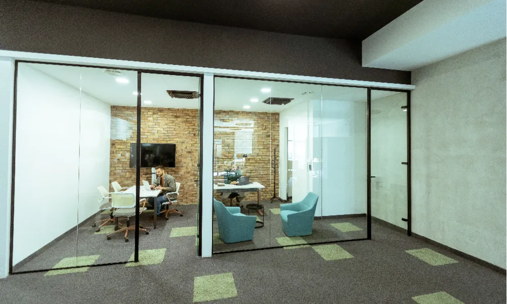Open Up Your Office Layout with Glass Partitions